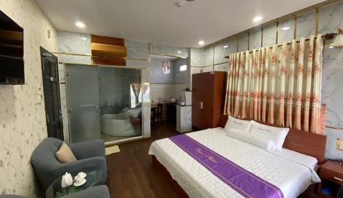 King Room with Balcony