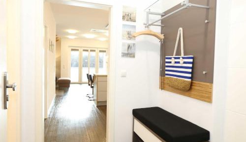 One-Bedroom Apartment with Balcony