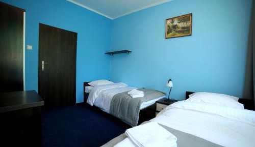 Standard Double Room with Shared Bathroom