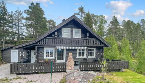 Two-Bedroom Holiday Home
