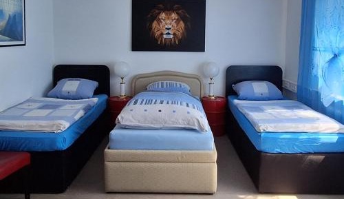 Triple Room with Shared Bathroom
