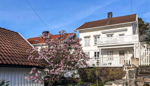 Three-Bedroom Holiday Home 