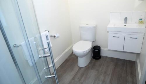 Deluxe Double Room with Shower