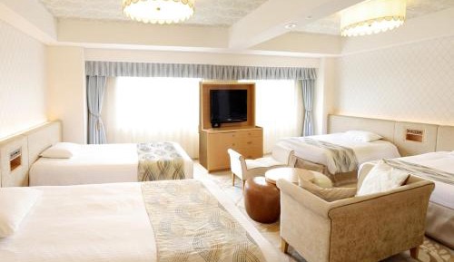 Deluxe Family Room 4-6 adult - Non-Smoking