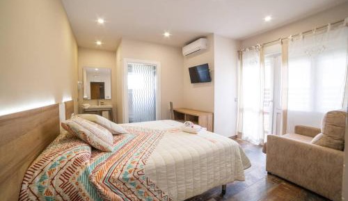 Deluxe Double or Twin Room with Pool View