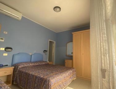 Triple Room with Bathroom