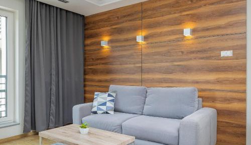One-Bedroom Apartment with Balcony