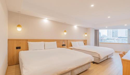 Deluxe Quadruple Room