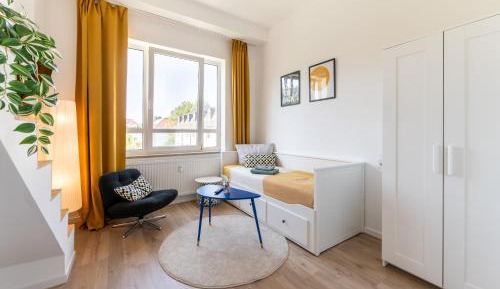 Apartment with Garden View