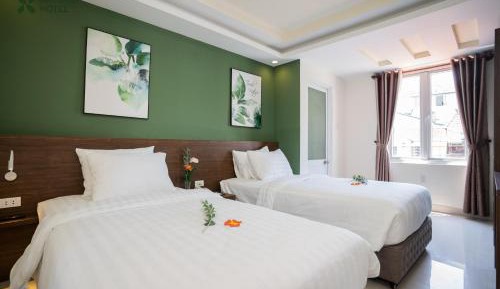 Deluxe Double or Twin Room with City View