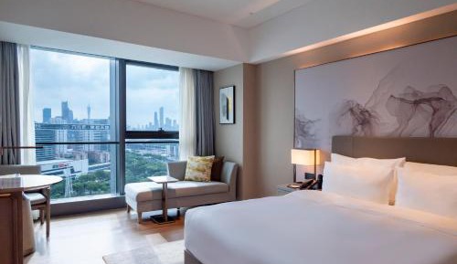 Business King Room