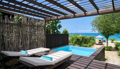 Beachfront Sanctuary Pool Cottage