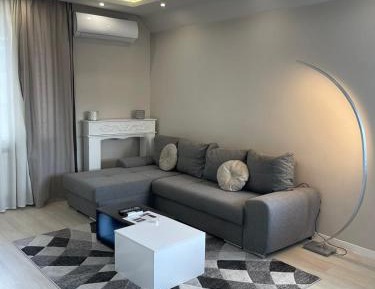 One-Bedroom Apartment with Terrace