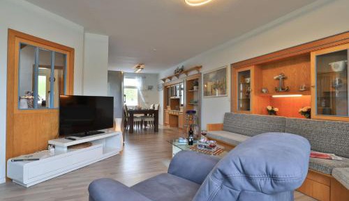 One-Bedroom Apartment with Balcony