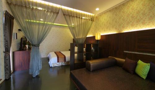 King Room with Mountain View