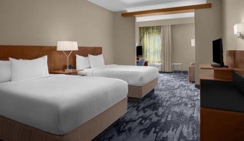 Queen Suite with Two Queen Beds and Sofa Bed - Mobility and Hearing Accessible
