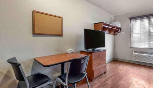 Double Room with Two Double Beds - Non-Smoking