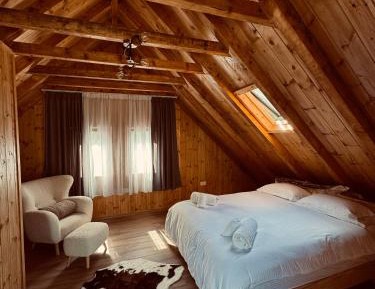 Double Room with Mountain View