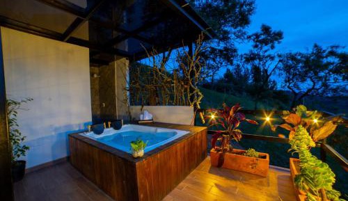 Triple Room with Bath