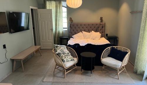 Deluxe Double Room with Extra Bed