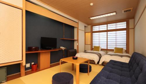 Twin Room with Tatami Area - Breakfast and Dinner Included - Non-Smoking