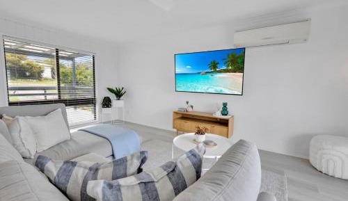 Three-Bedroom Holiday Home 