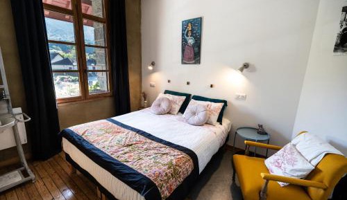 Superior Double or Twin Room with Mountain View