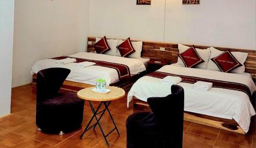 Deluxe Family Room