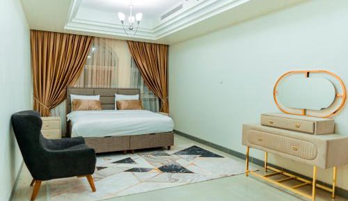 Deluxe Apartment