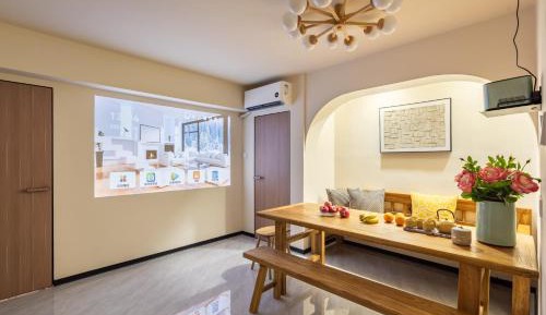 Three-Bedroom Apartment - High Floor