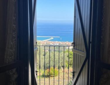 Deluxe Double Room with Balcony and Sea View