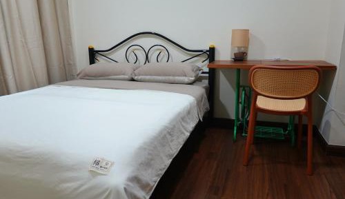 Double Room with Shared Toilet