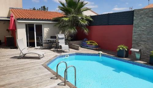 Double Room with Pool View