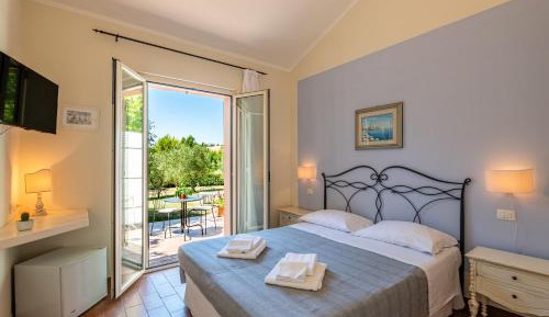 Double Room with Patio