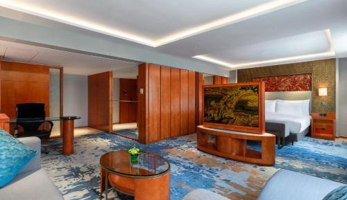 Executive Studio