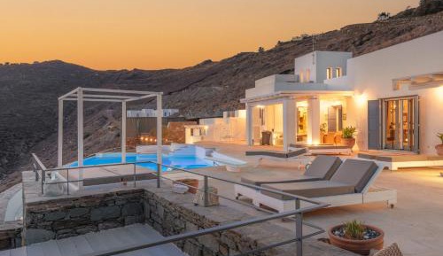 Villa with Sea View