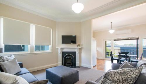 Apartment 3