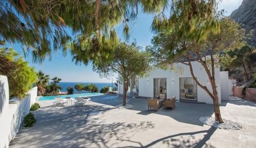 Villa with Sea View