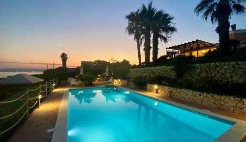 Villa - Beach Front