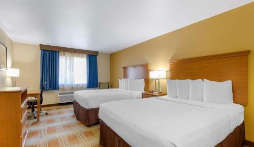 Queen Room with Two Queen Beds - Non-Smoking