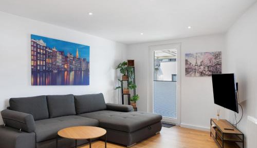 Superior One-Bedroom Apartment with Balcony