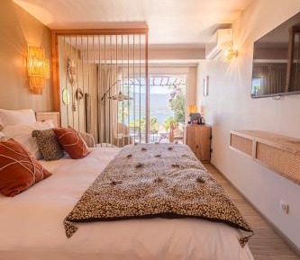 Suite with Sea View