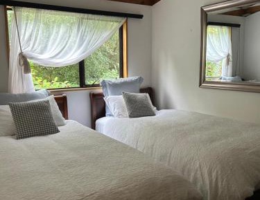 Small Double Room with Shared Bathroom