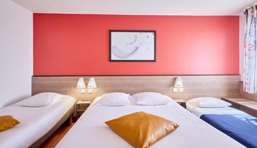 Quadruple Room (with spare bed)