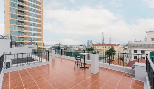 Two-Bedroom Apartment with Balcony
