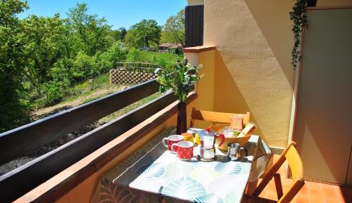 Apartment with View and Balcony