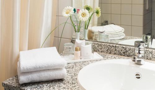 Single Room with Double Bed