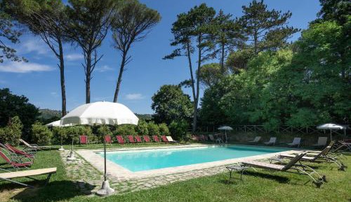Villa with Garden View
