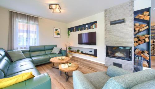 Three-Bedroom Vacation Home 