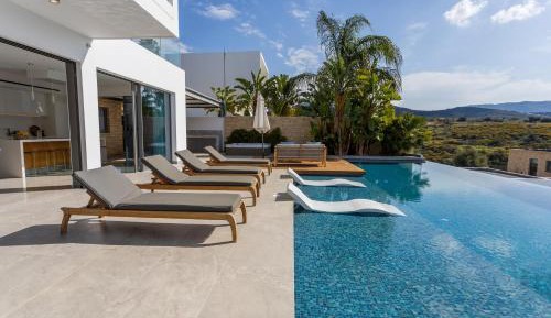 Deluxe Villa